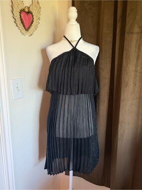Missguided + Black Pleated Women’s Dress
